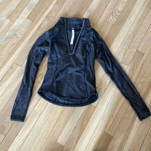 Lululemon gray quarter zip size 4